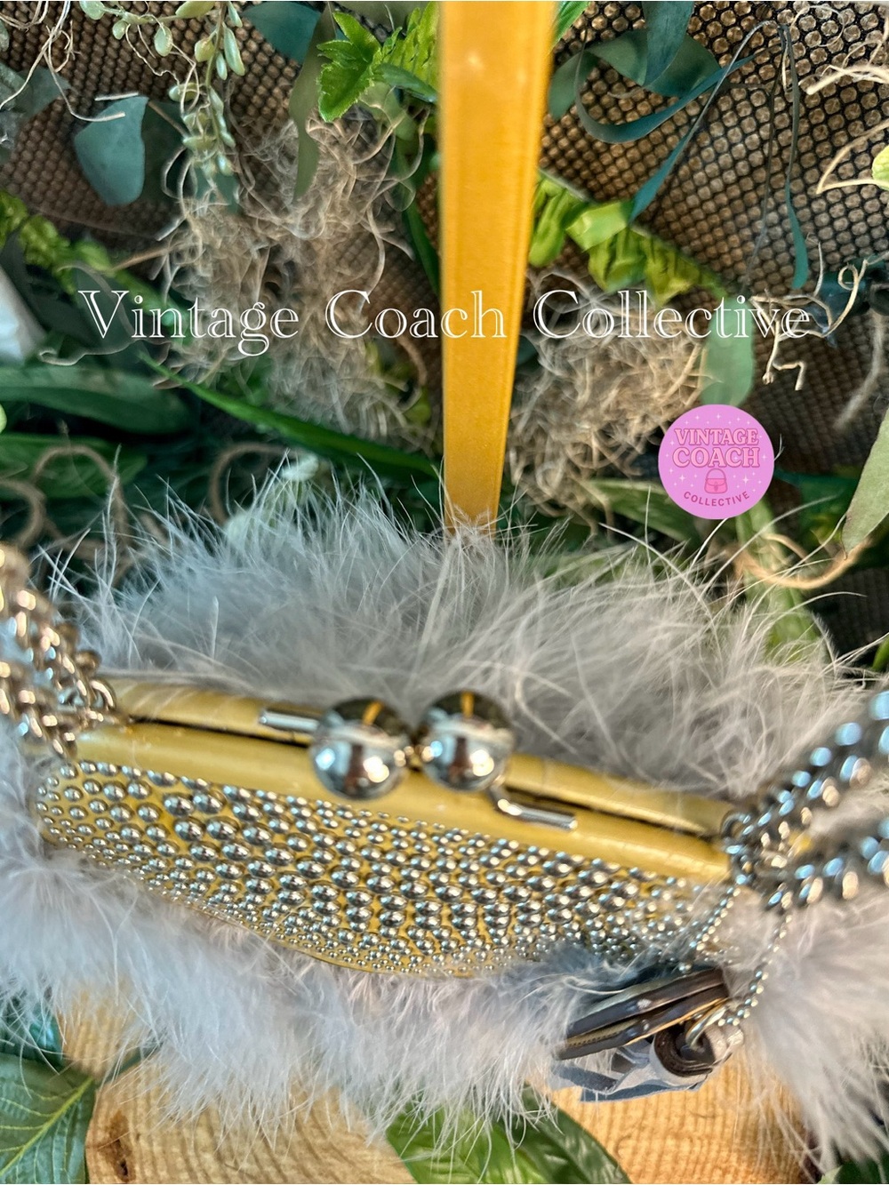 Rare Coach feathered kisslock Poppy - Picture 6 of 13